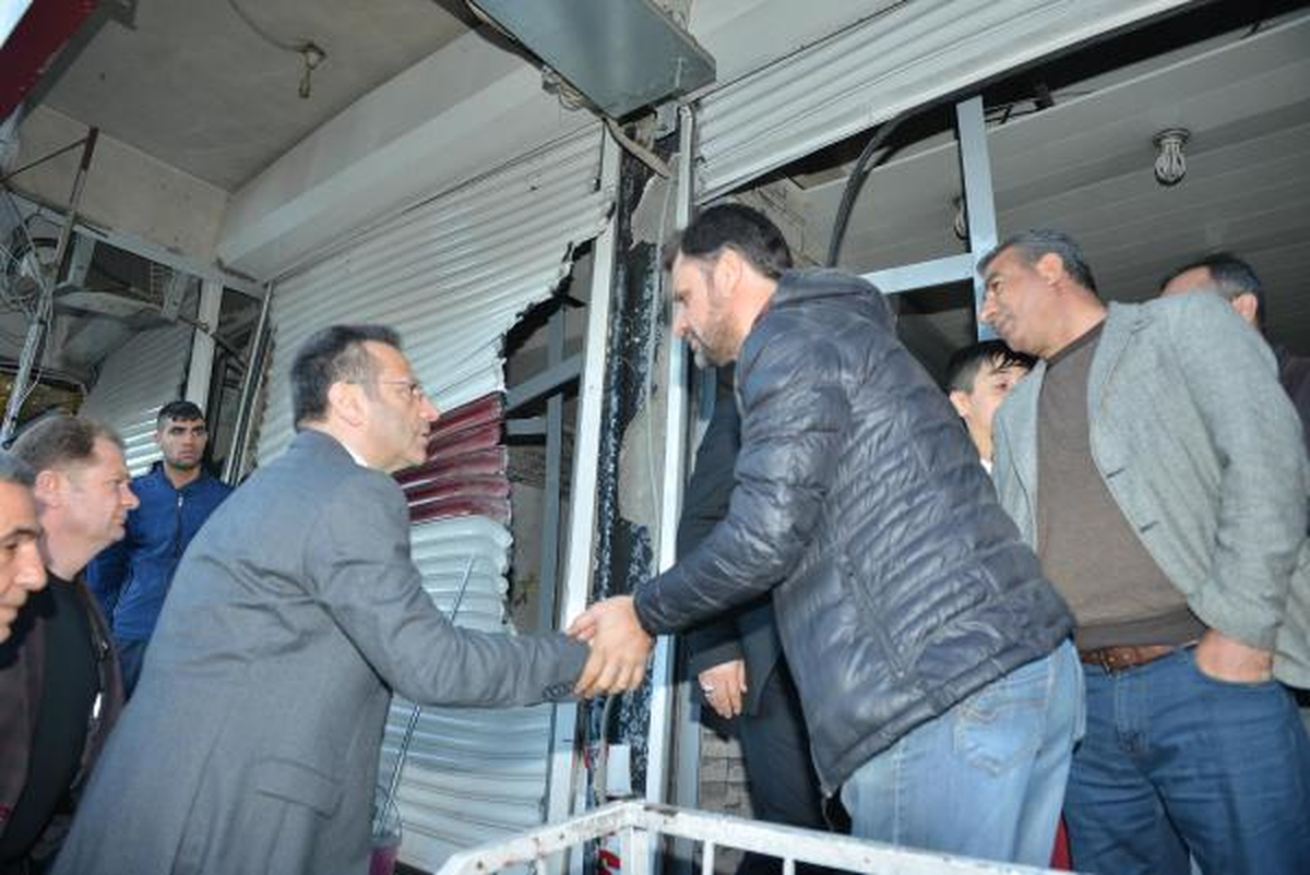 Vali Aksoy, Diyarbakır\'daki Saldırıyı PKK\'nın Yaptığını Yineledi