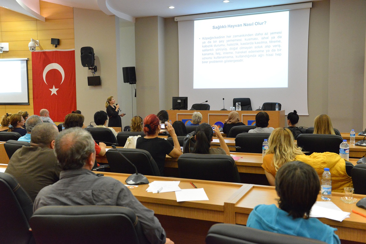 Antalya Büyükşehir\'den hayvanları koruma eğitimi