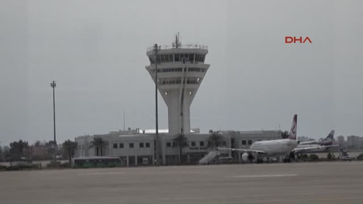 Antalya THY 30 Uçağı Yere Indirdi