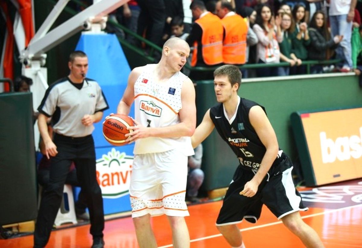 Banvit, Aris Deplasmanında