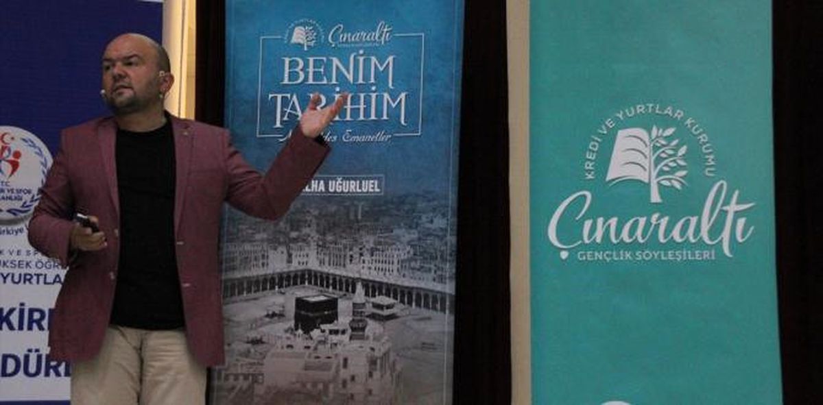 Çınaraltı Gençlik Söyleşileri"