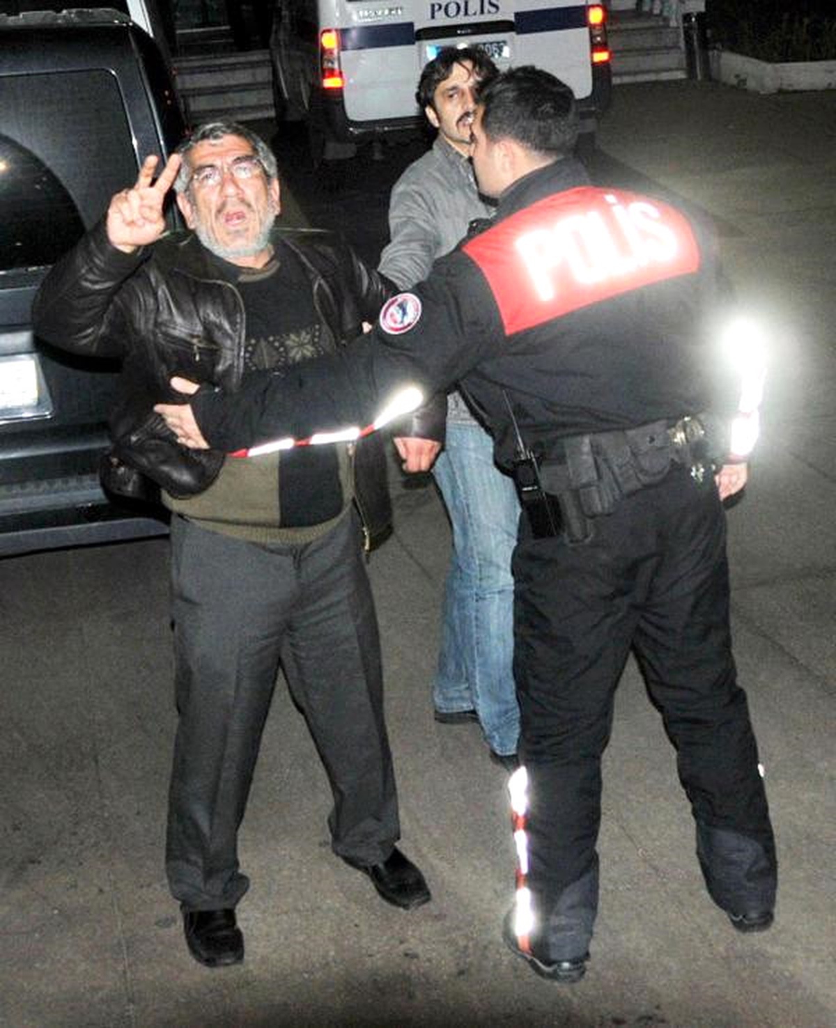 Cumhurbaşkanına Hakaretten Gözaltına Alındı