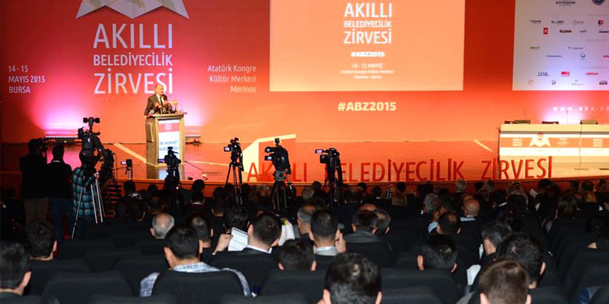 Dünyanın Akıllı Teknolojileri Dev Zirvede Masaya Yatırıldı