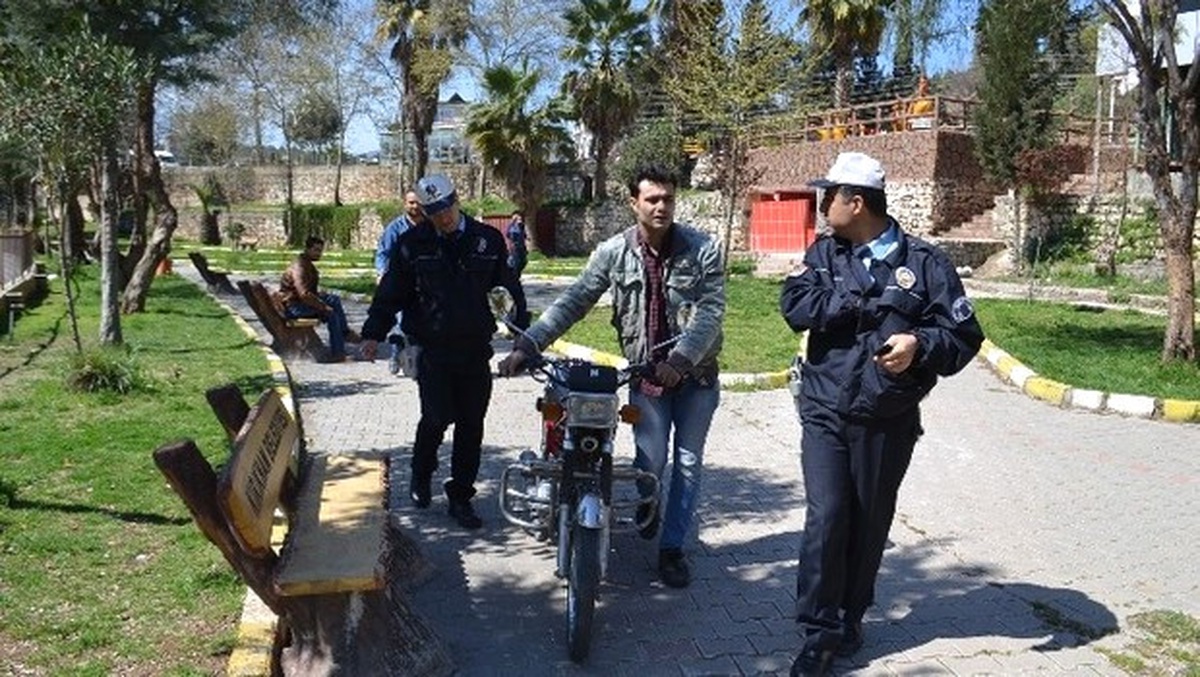 Edirne\'de Motosiklet Denetimleri Artırıldı