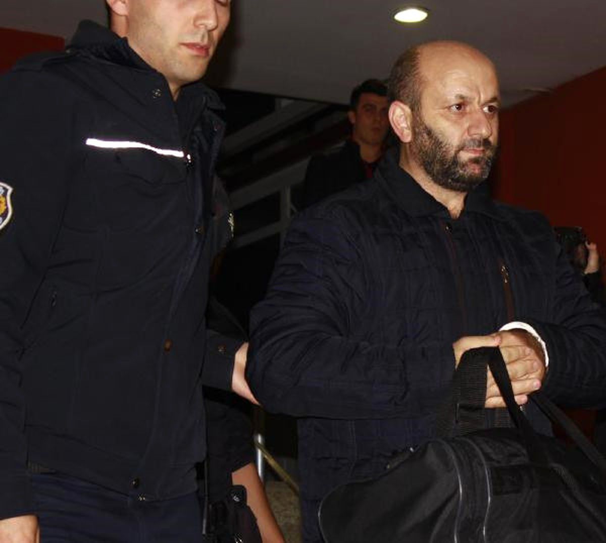 Fetö\'ye Destek Operasyonu: 13 Esnaf Adliyede (2)