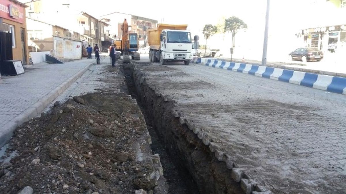 Hakkari Belediyesinden Hummalı Çalışma