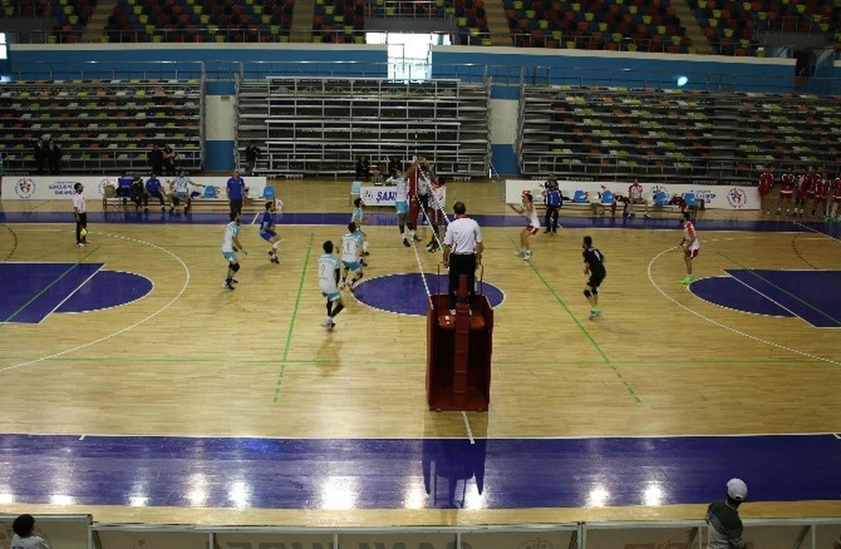 Haliliye Voleybol Takımı Bağlar\'ı 3 - 0 Yendi