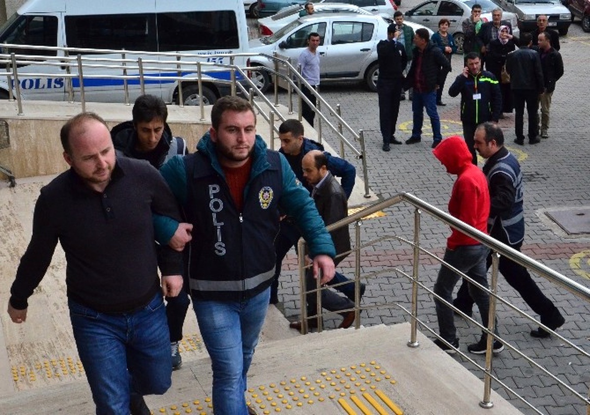 İşçi, Memur, Teknisyen 14 Fetö Şüphelisi Adliyede