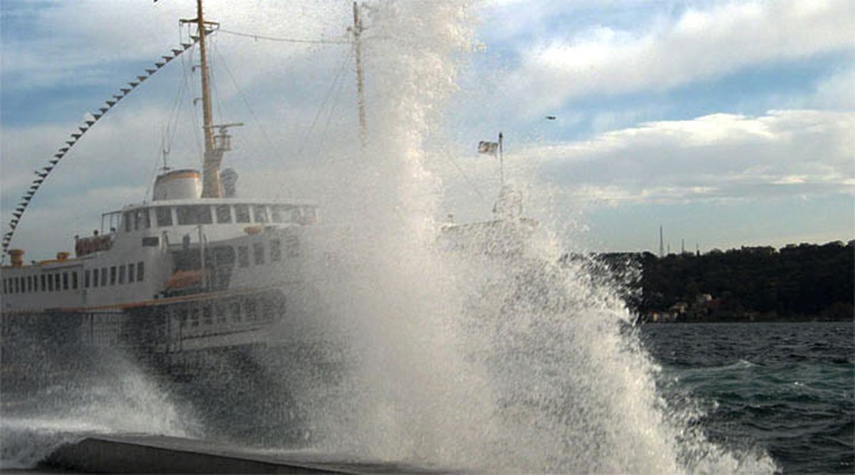 İstanbul\'da Lodos Etkili Oluyor