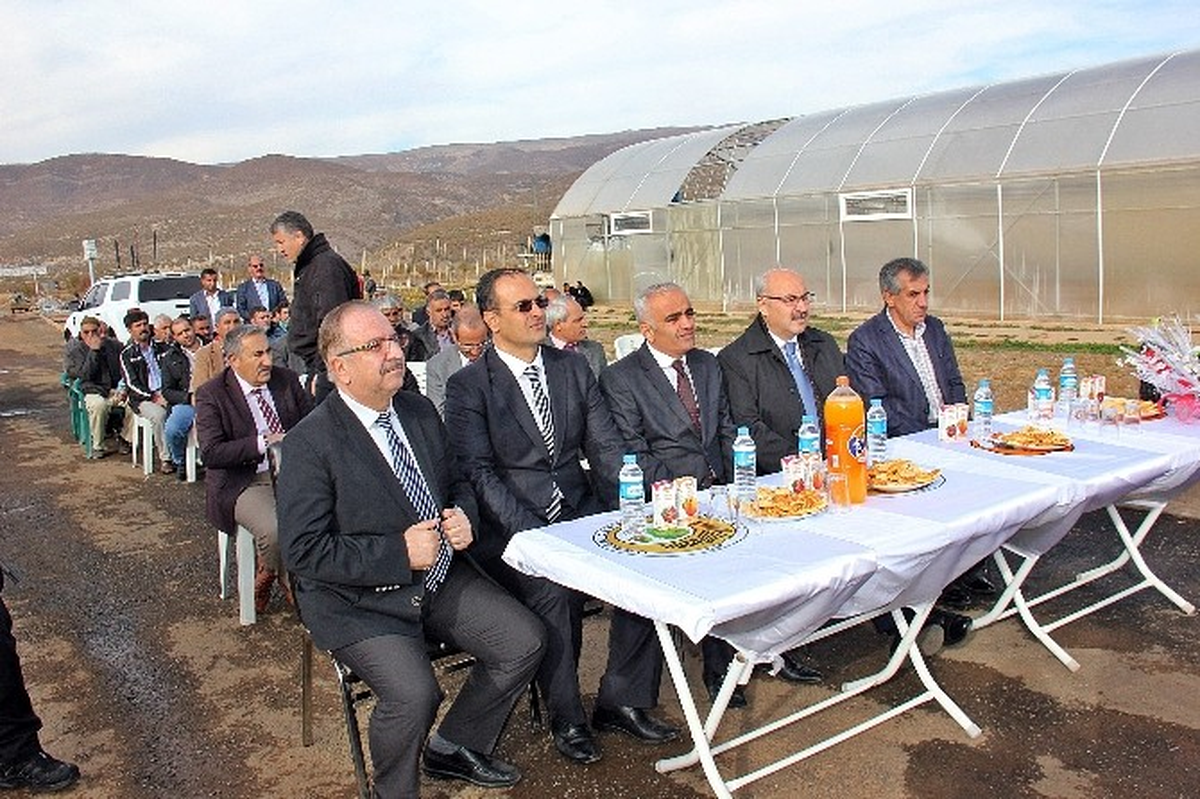 Köylülere Soba ve Arı Kovanı Desteği