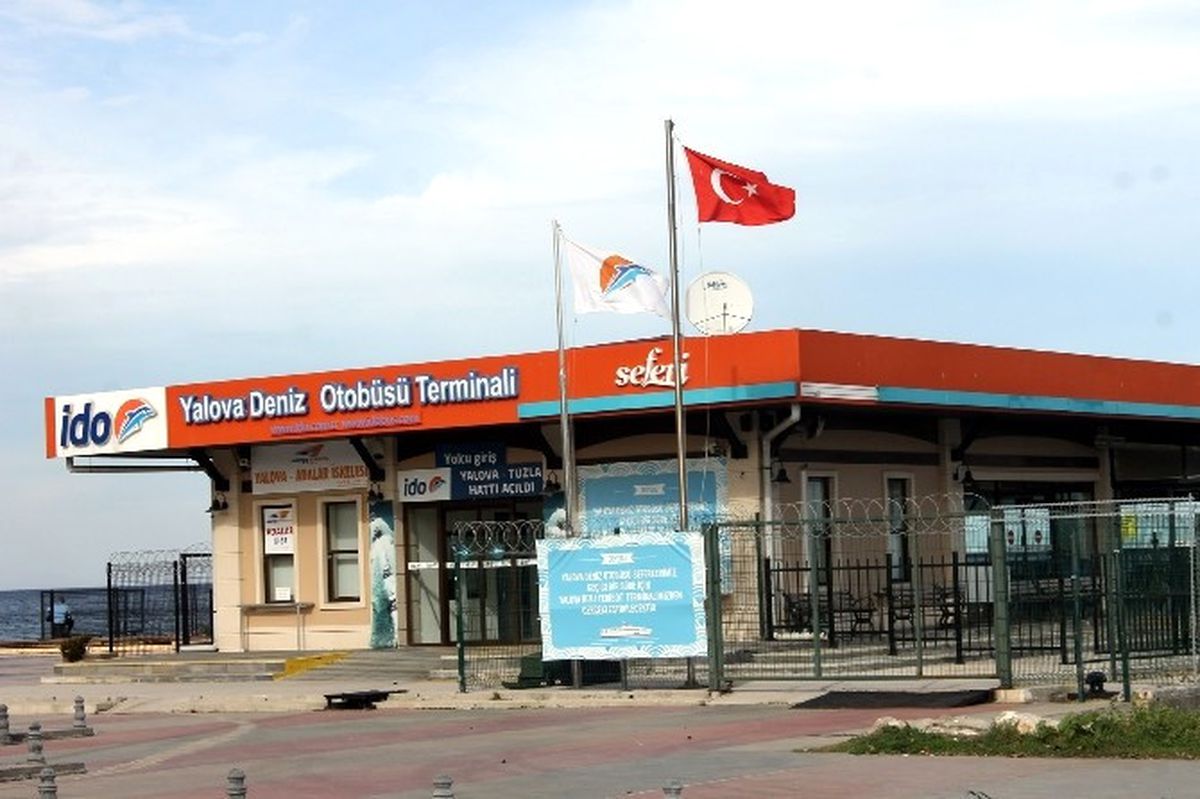 Lodos Yalova\'da Etkili Oluyor