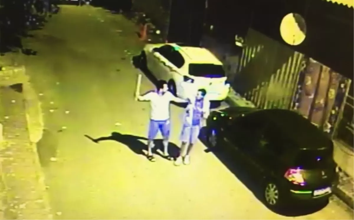 Mahalleli Fark Etti, Sopalarla Çıktı! Arnavutköy'de Hırsızlara Meydan Dayağı