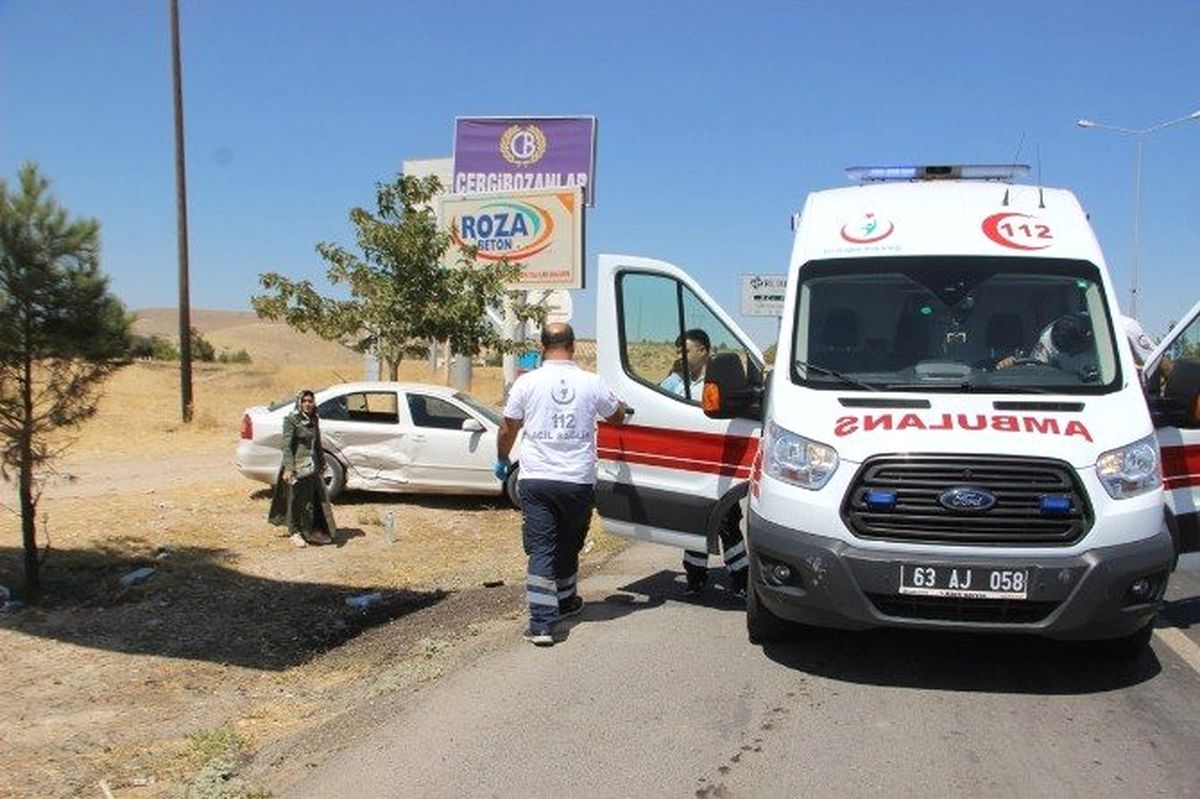 Şanlıurfa\'da Trafik Kazası: 2 Yaralı