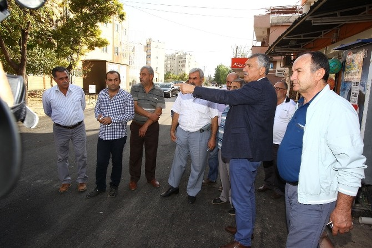 Seyhan\'da Asfalt Çalışmaları