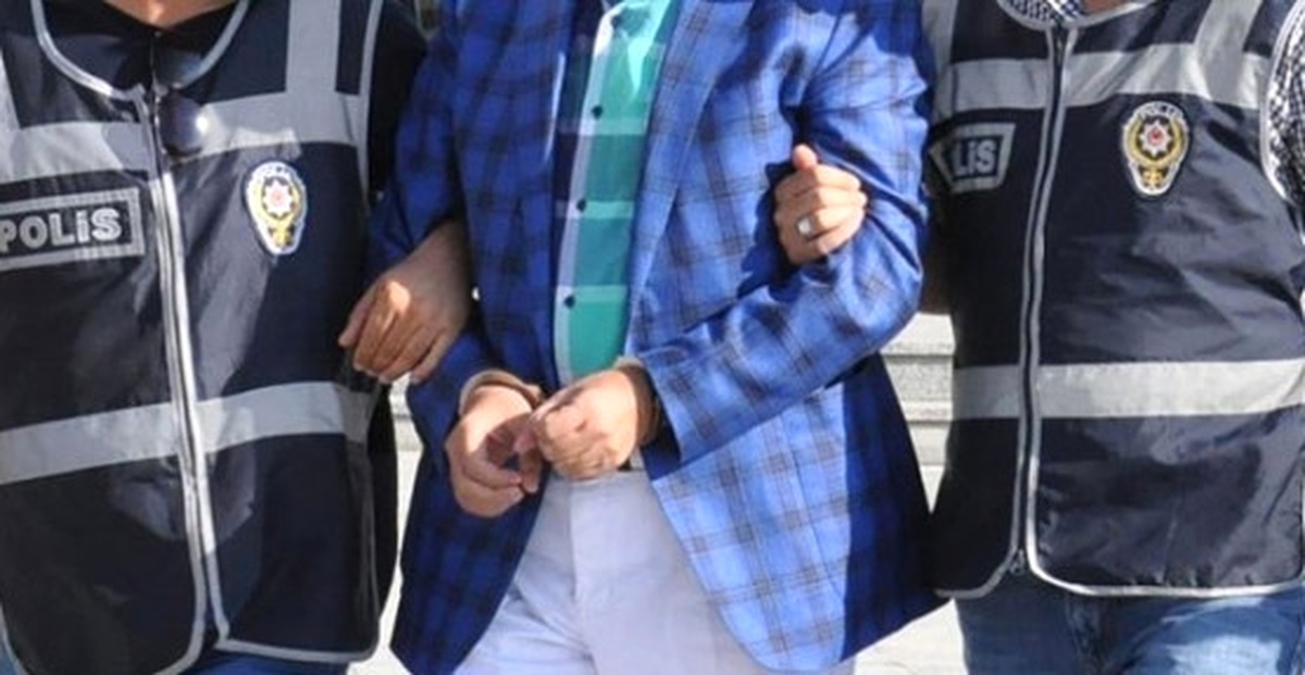 Siirt\'te Fetö Soruşturmasında 2 Kişi Tutuklandı