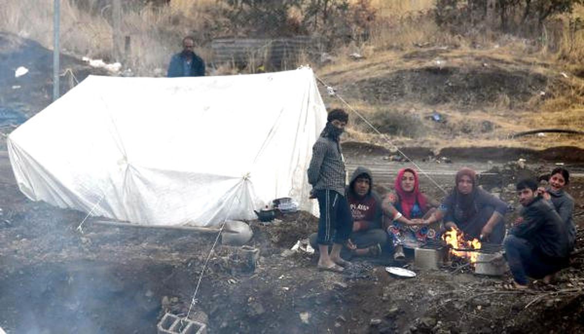 Sınırdaki Sığınmacılardan Zor Koşullarda Yaşam