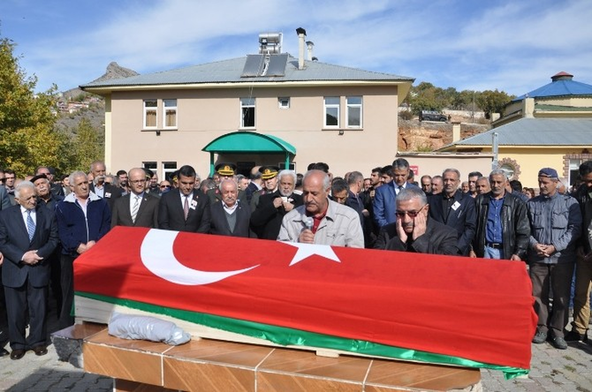 Tunceli\'de Kore Gazisi Son Yolculuğuna Uğurlandı