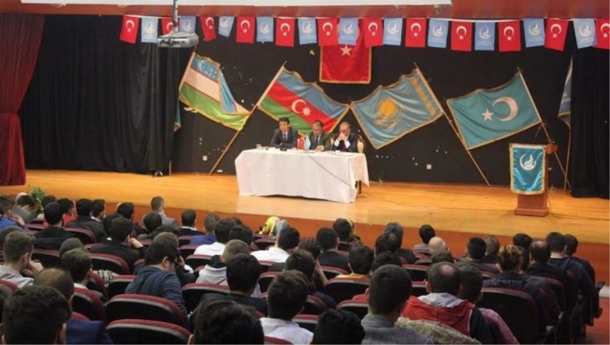 Türk Dünyası Panelde Konuşuldu