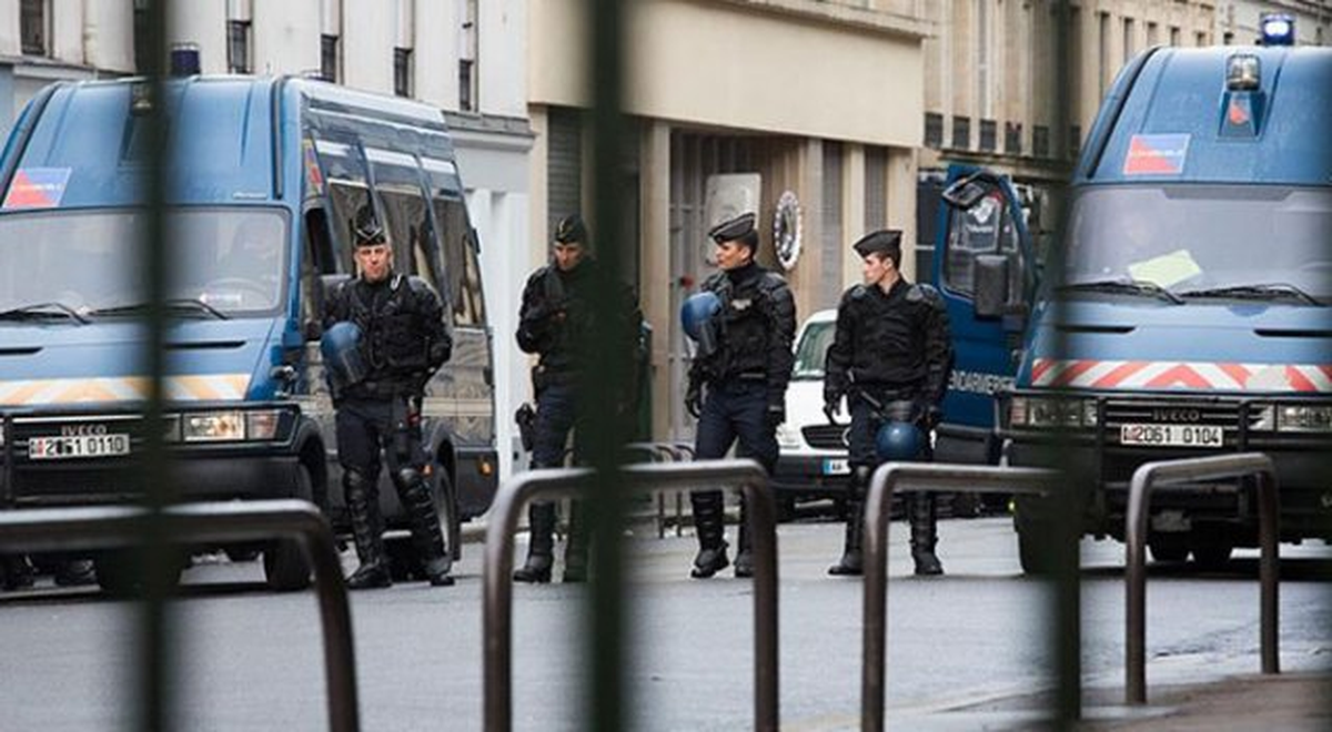 Türkiye\'nin Nantes Konsolosluğunu Molotoflu Saldırı