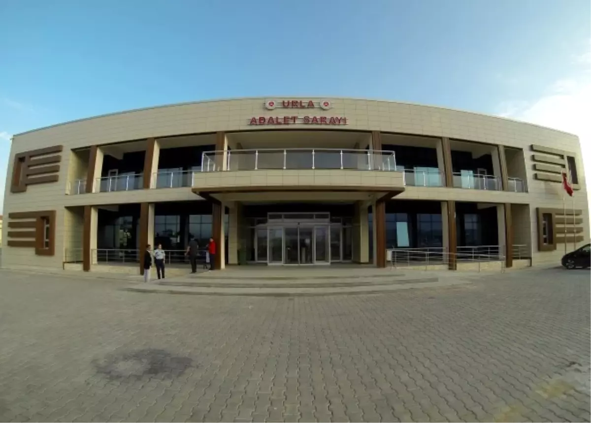 Urla Adliyesi'nde Mahkeme Yönetim Sistemi Hayata Geçirildi