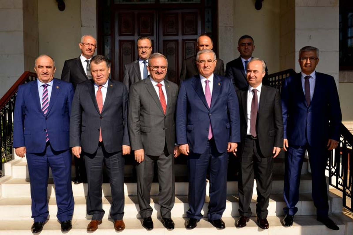 Yargıtay Başkanı Cirit, Antalya Valisi Karaloğlu\'nu Ziyaret Etti