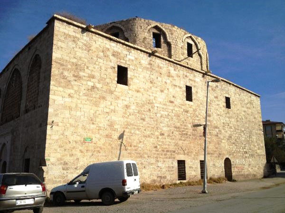 Ağbaba, Taşeron Kilisesinin Akıbetini Sordu