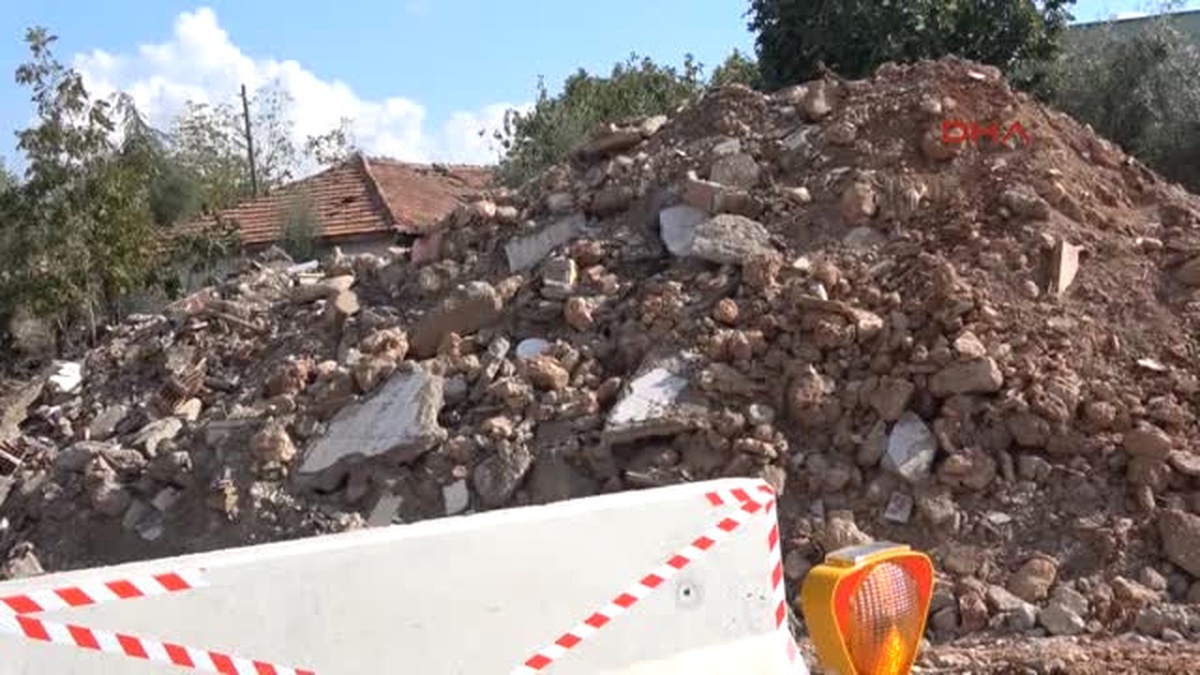Antalya Kentsel Dönüşüm, 2 Mahalleyi Hayalet Kente Çevirdi