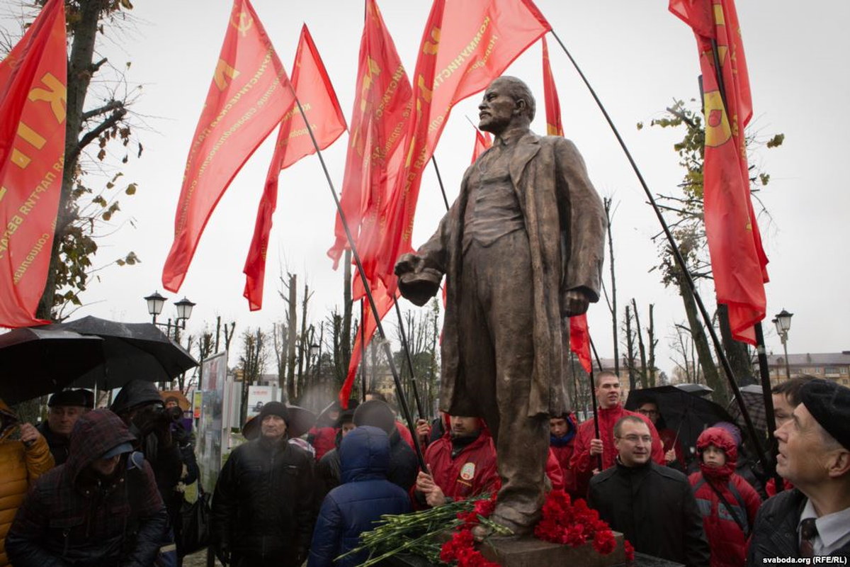 Belarus\'ta Lenin Heykeli Dikildi