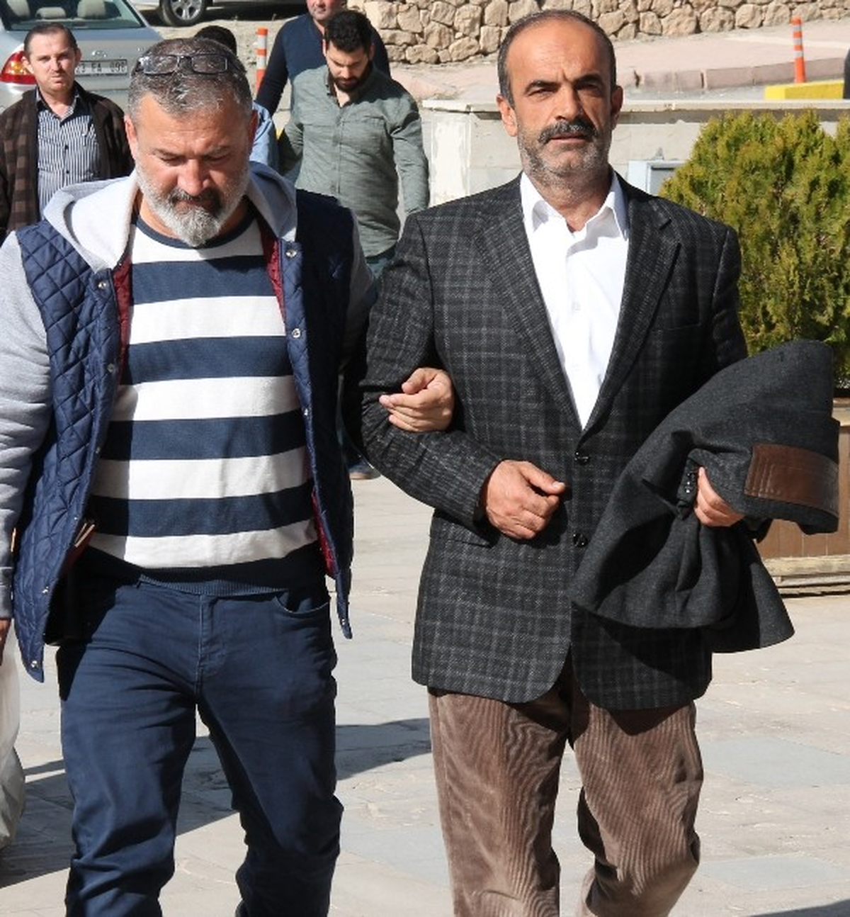 Elazığ\'da Fetö Soruşturmasında 2 Şüpheli Tutuklandı