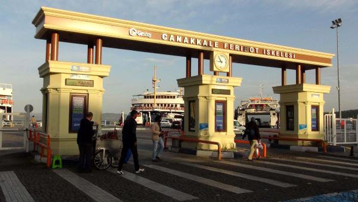 Gökçeada ve Bozcaada\'ya Ulaşıma Lodos Engeli