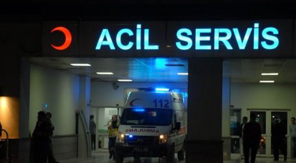 İzmir\'de Trafik Kazası: 2 Yaralı