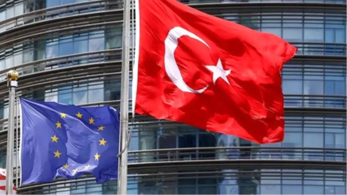 Juncker, Türkiye-Ab Vize Anlaşmazlığıyla İlgili Erdoğan\'ı Hedef Aldı