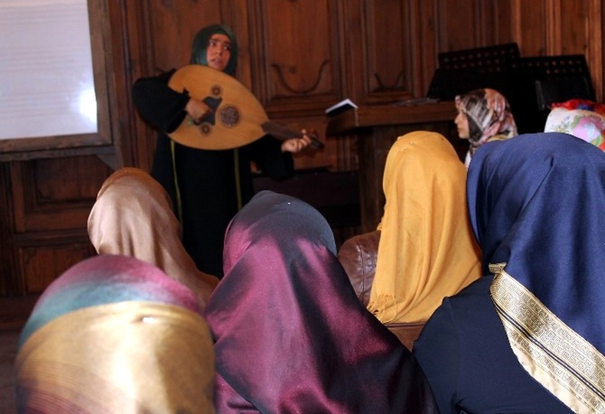 Kayserili Kadınlar Makam Dersi ile Kur\'an-I Kerim\'i Daha Güzel Okuyacak