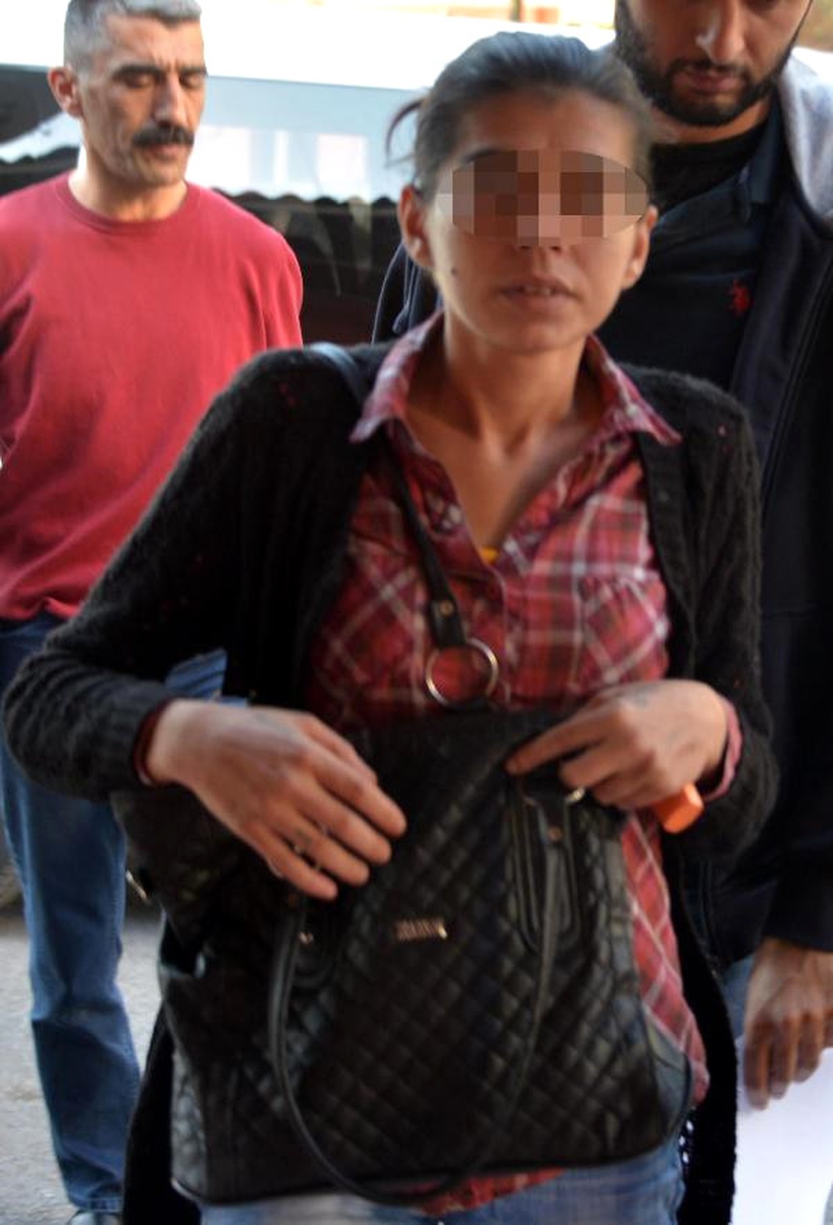 Marketten Mama Hırsızlığı Güvenlik Kamerasında