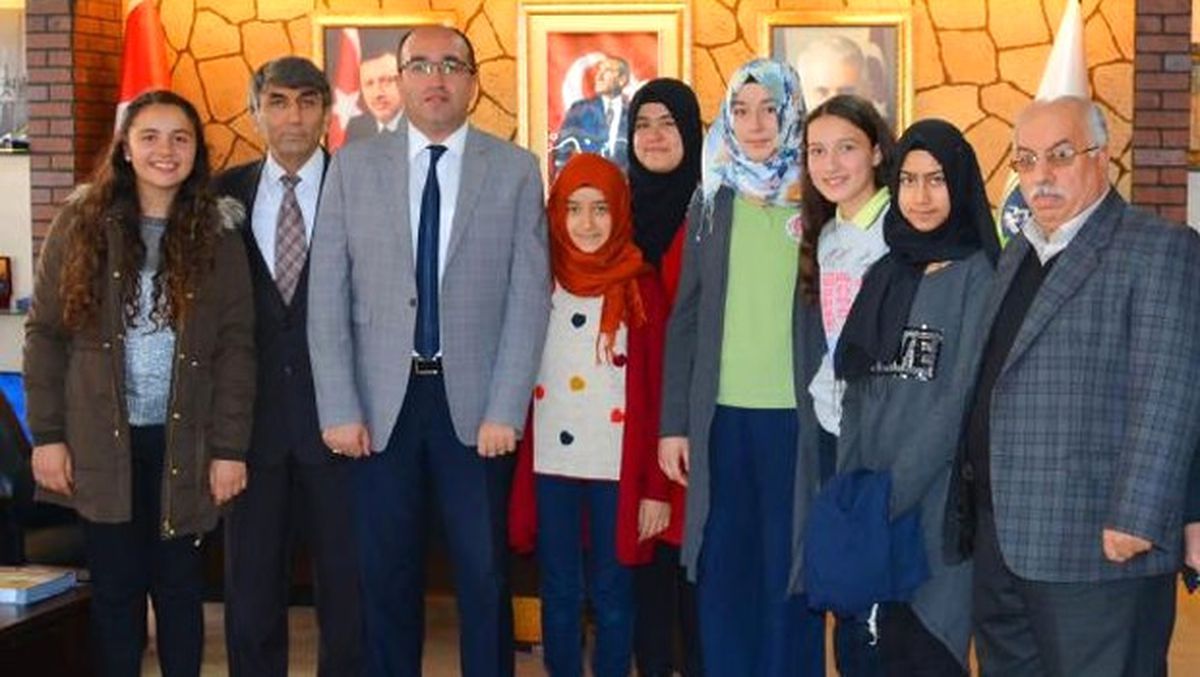 Ortaokul Öğrencilerinden Çöl\'e Ziyaret