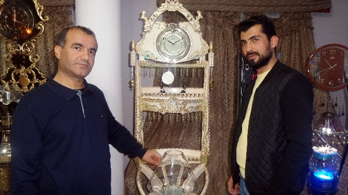 Vanlı Kardeşler Evlerini Sanat Galerisine Çevirdi