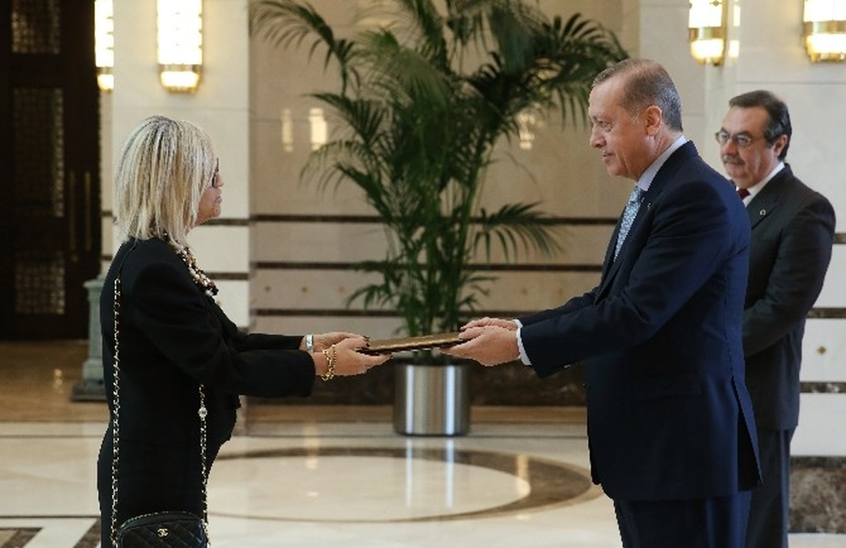 Portekiz Büyükelçisi Cumhurbaşkanı Erdoğan\'a Güven Mektubu Sundu
