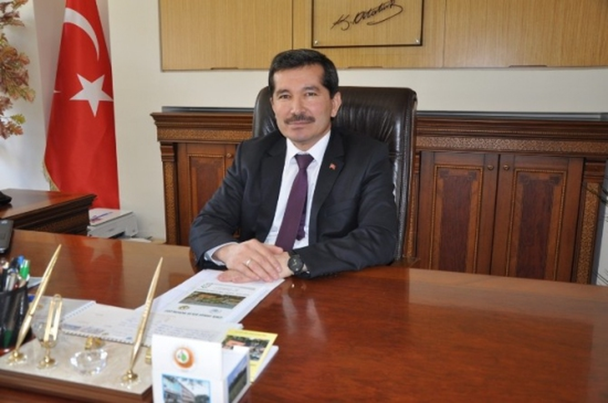 Sabuncubeli\'deki Yangın Alanında Ağaçlandırma Çalışmaları