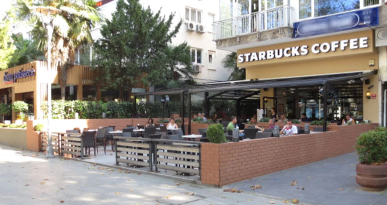 Starbucks Türkiye\'de Açtığı İlk Mağazasını Kapattı