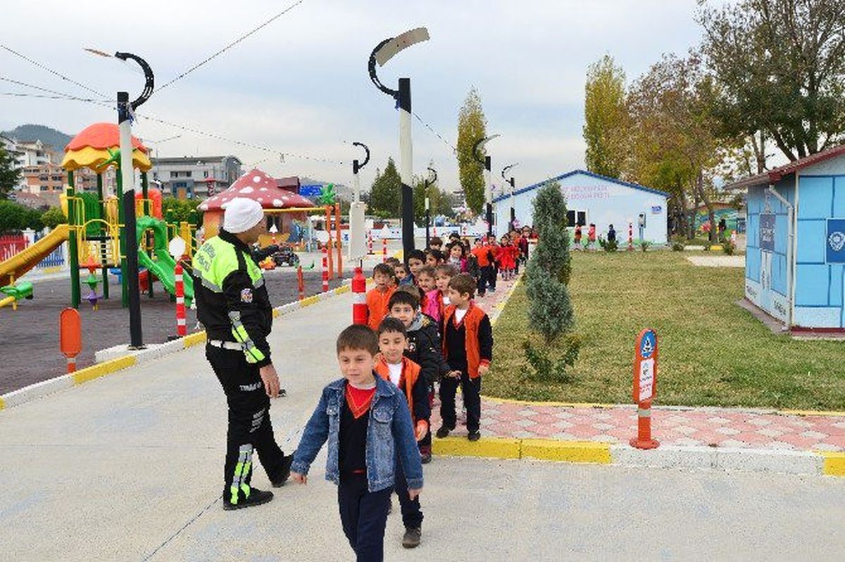 Tokat\'ta Öğrencilere Trafik Eğitimi