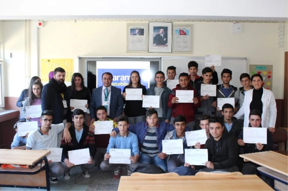 Yozgat Mesleki ve Teknik Anadolu Lisesi Öğrencilerine \'Paramı Yönetebiliyorum\' Eğitimi Verildi