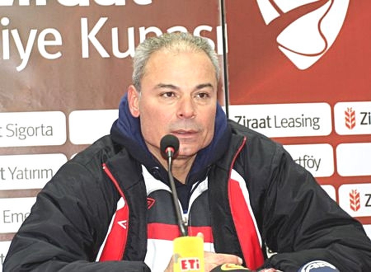 Adana Demirspor Teknik Direktörü İpekoğlu Açıklaması