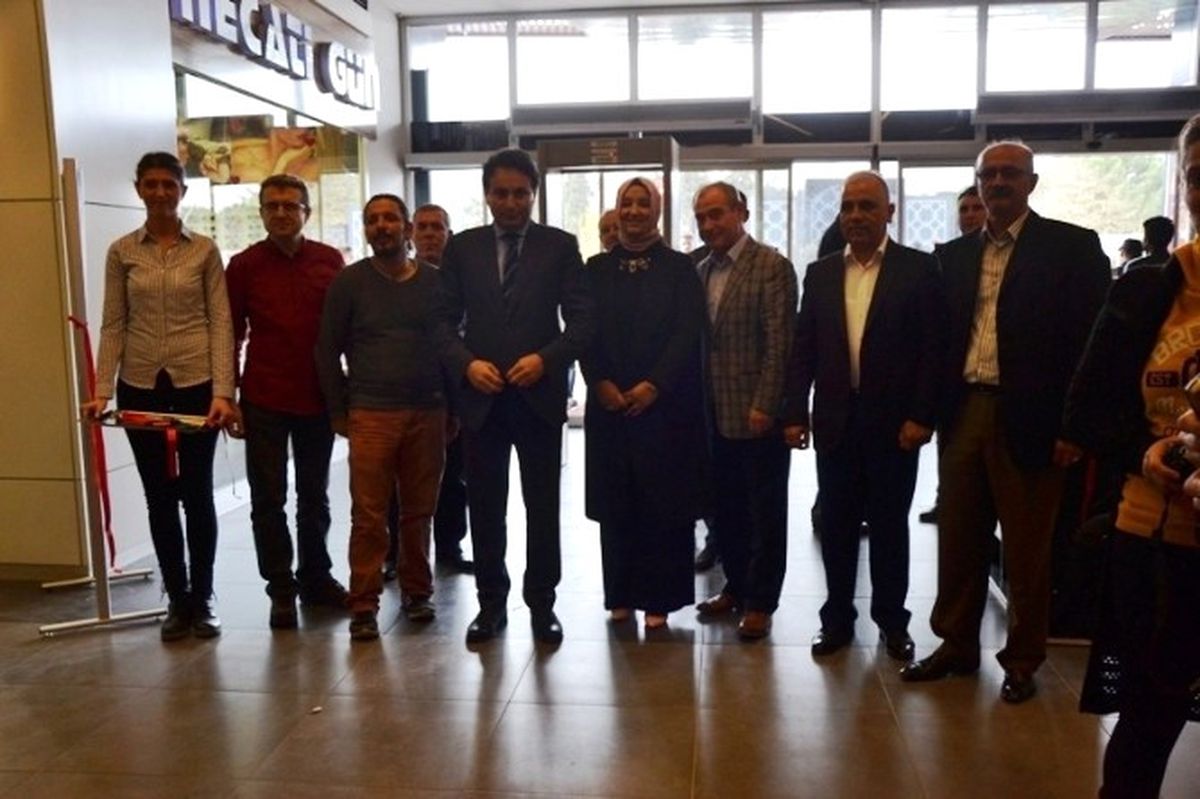 Biga\'da, \'Milli İrade ve Demokrasi Yolunda\' Sergisi
