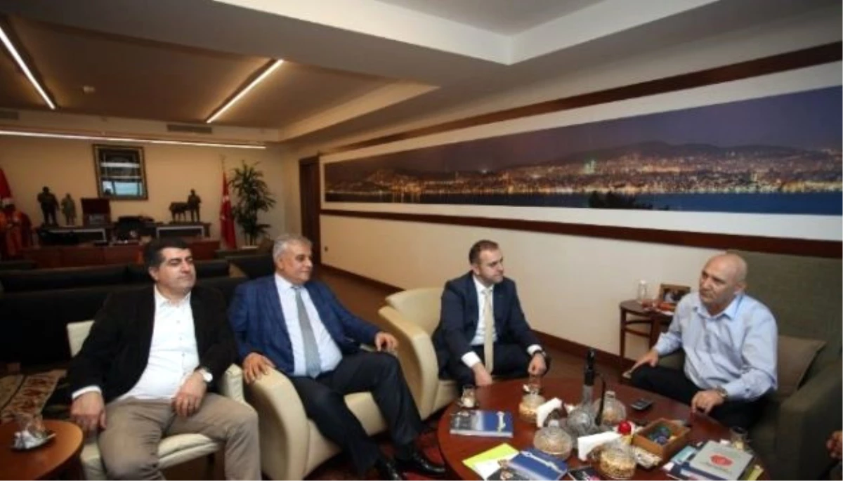 CHP İlçe Başkanları Başkan Altınok Öz\'ü Ziyaret Etti