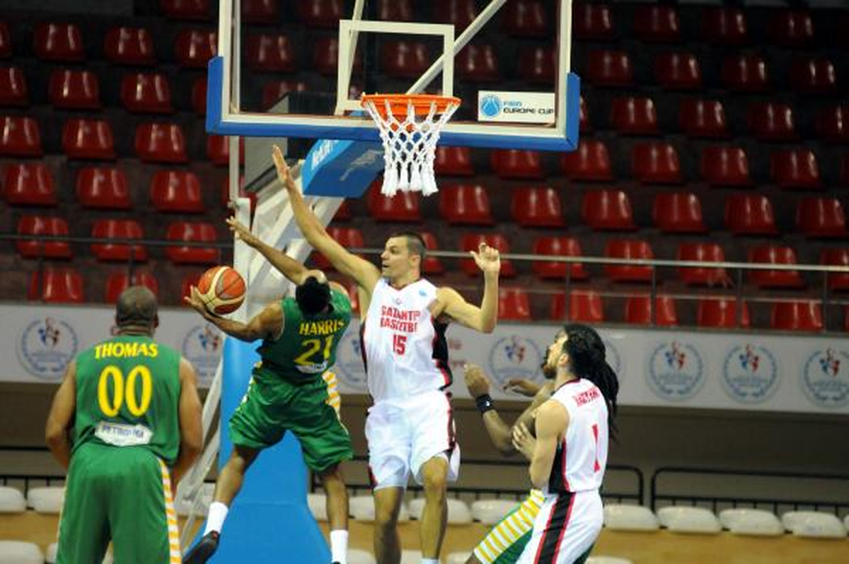 Gaziantep Basketbol-Petrolina Aek: 80-72 (Avrupa Kupası)
