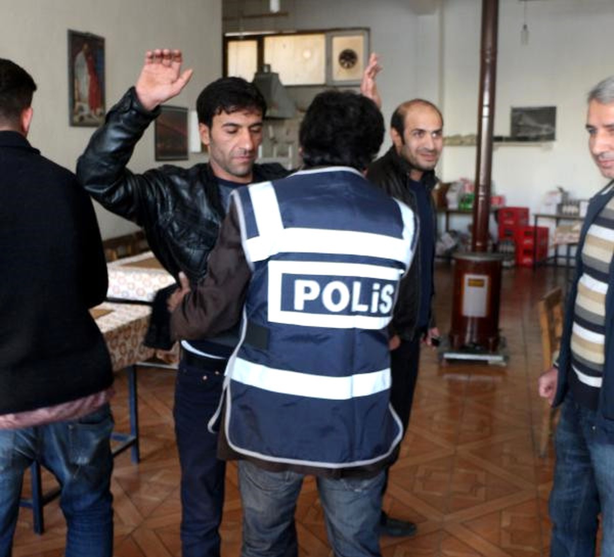 Gaziantep\'te Kıraathanelere Huzur Operasyonu