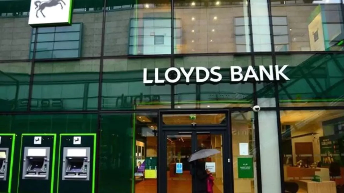 İngiliz Bankası Lloyds, 49 Şubesini Kapatacak