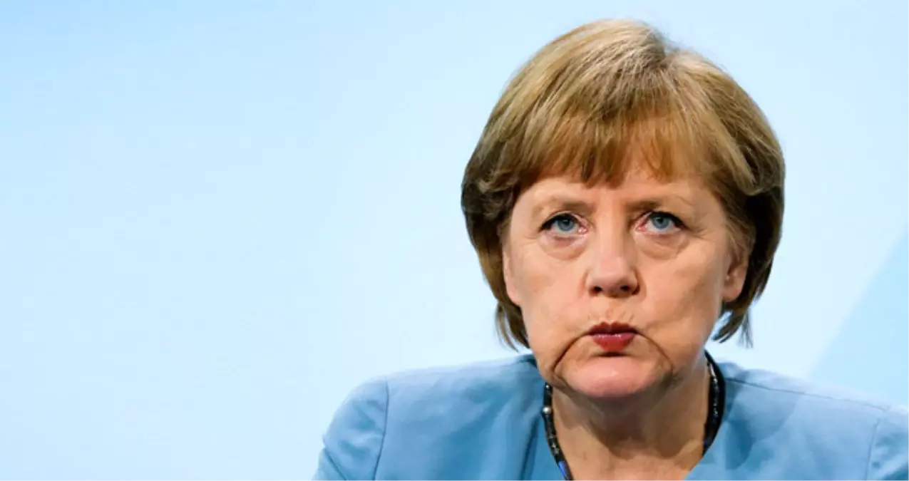 Merkel: Trump'a Sıkı Bir İş Birliği Teklifinde Bulunuyorum