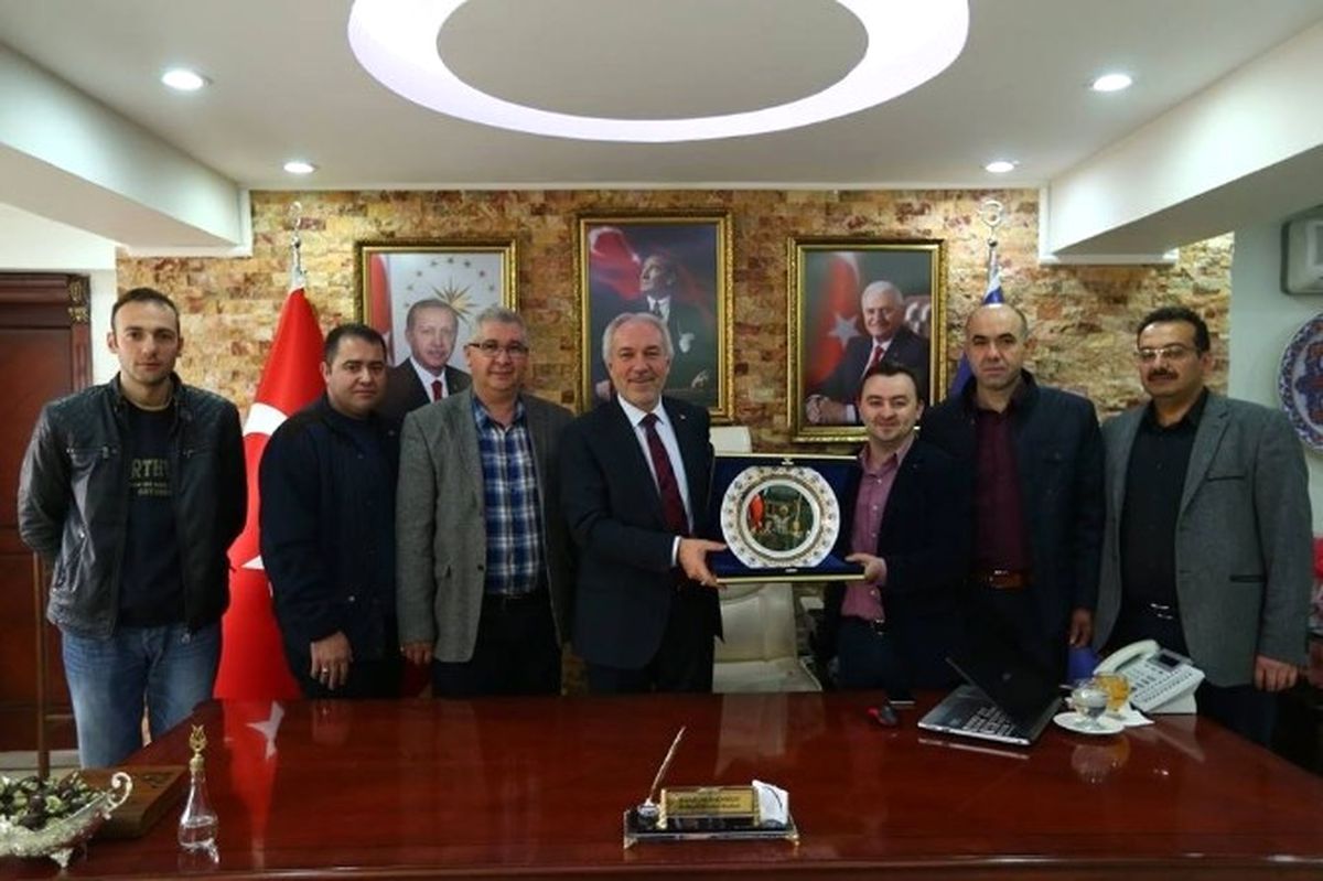 Otogar Esnaflarından Başkan Saraçoğlu\'na Teşekkür Ziyareti