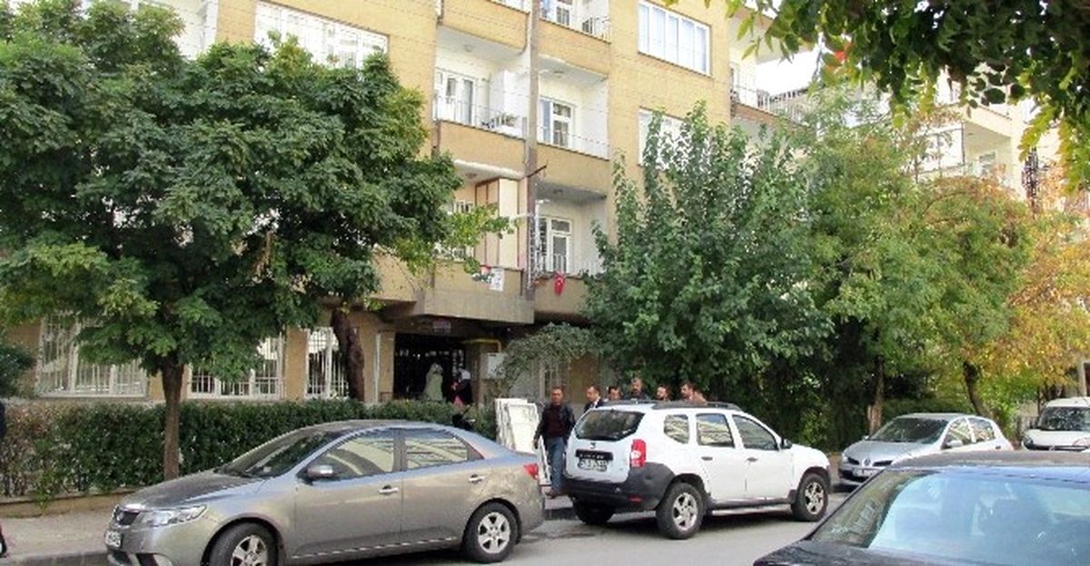 Polis Üniforması ile 1.5 Milyon Dolarlık Soygun